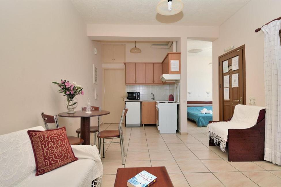 Markos Apartments 2 Stoúpa Zewnętrze zdjęcie